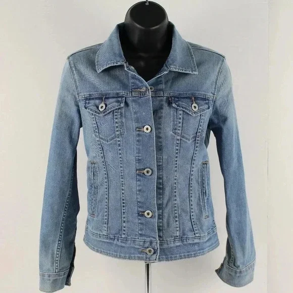 Women's Levi Strauss Jean Jacket - Picture 1 of 4